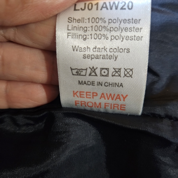 Tottenham Hotspur puffer coat. UK size 16 - Picture 9 of 12